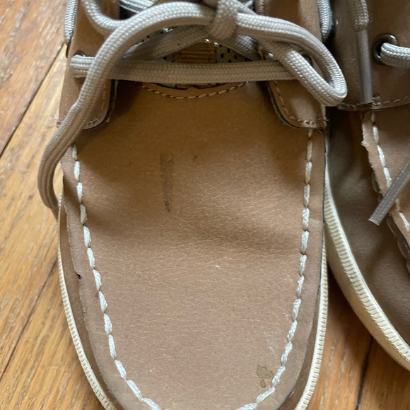 Boys size 1.5 Sperry shoes - Picture 3 of 5